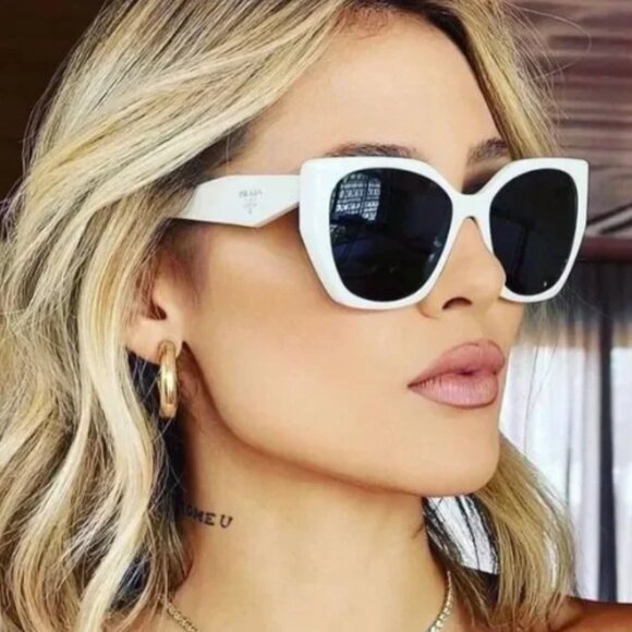 NEW PRADA SQUARE PR19ZS 1425S0 SUNGLASSES PR 19ZS PRADA WHITE SPR 19Z EYEWEAR